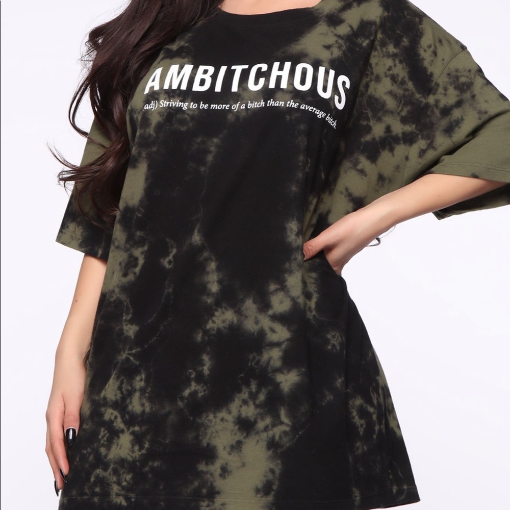 Fashion nova tee